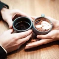 آیا مردان و زنان می‌توانند فقط دوست باشند؟