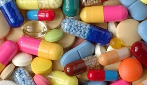 وبینار علمی فارماکوویژلانس و عوارض ناخواسته دارویی