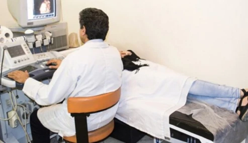 وبینار علمی ملاحظات اخلاقی و حقوقی در معاینات و درمان بانوان