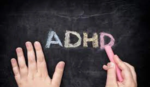 وبینار علمی مداخلات در ADHD با استفاده از رویکرد تکنولوژی و دارو