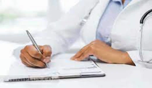 وبینار علمی آموزه های قانونی برای کادر درمان با رویکرد قوانین نظام پزشکی